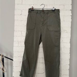 GAP Women’s Girlfriend khaki - Olive